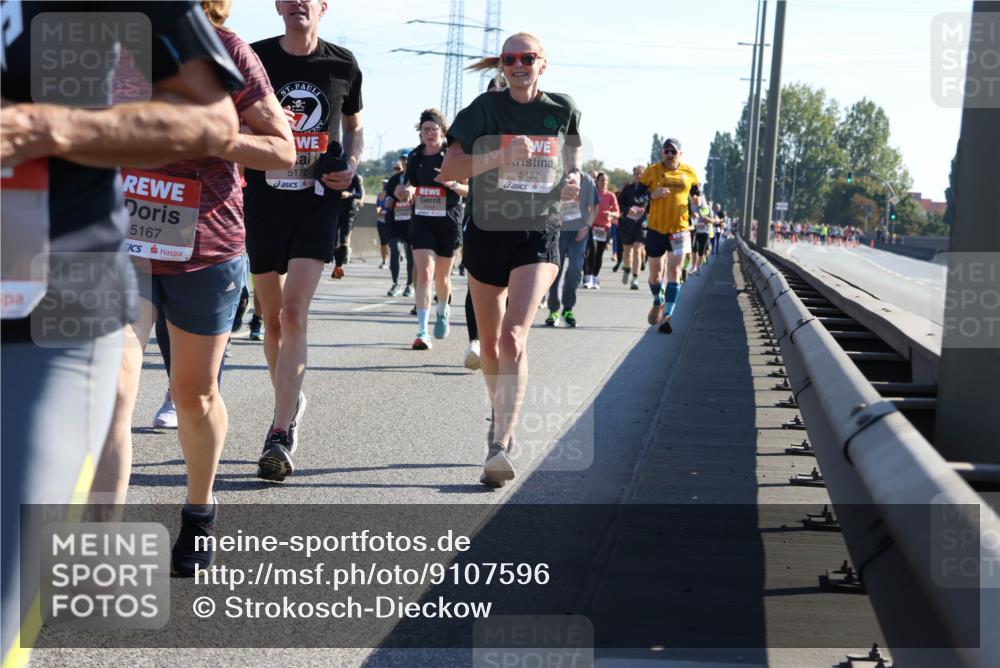 03.10.2025 - Köhlbrandbrückenlauf Strokosch-Dieckow http://msf.ph/oto/9107596 03.10.2025 12:20:20 Position 3 5167, 5172, 5137 meine-sportfotos.de