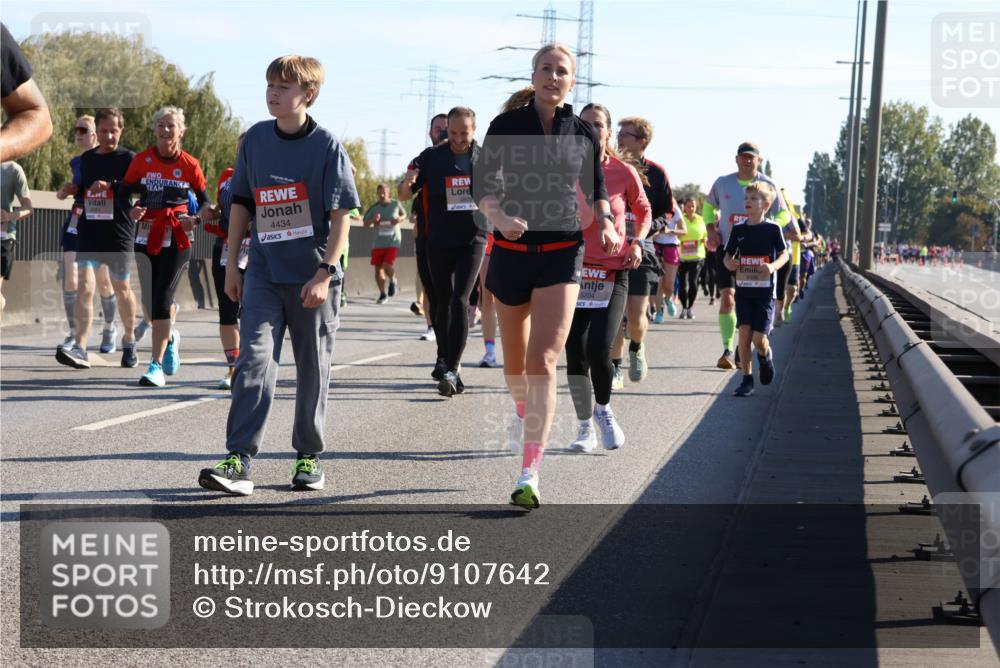 03.10.2025 - Köhlbrandbrückenlauf Strokosch-Dieckow http://msf.ph/oto/9107642 03.10.2025 12:20:28 Position 3 4434, 5204 meine-sportfotos.de