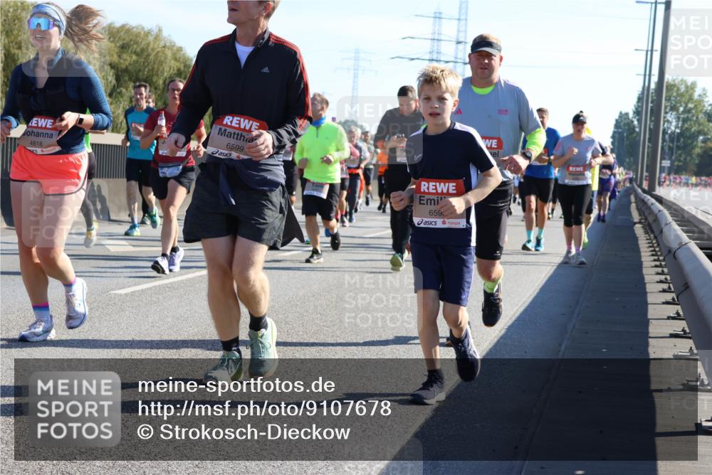 03.10.2025 - Köhlbrandbrückenlauf Strokosch-Dieckow http://msf.ph/oto/9107678 03.10.2025 12:20:32 Position 3 4818, 6599, 659 meine-sportfotos.de