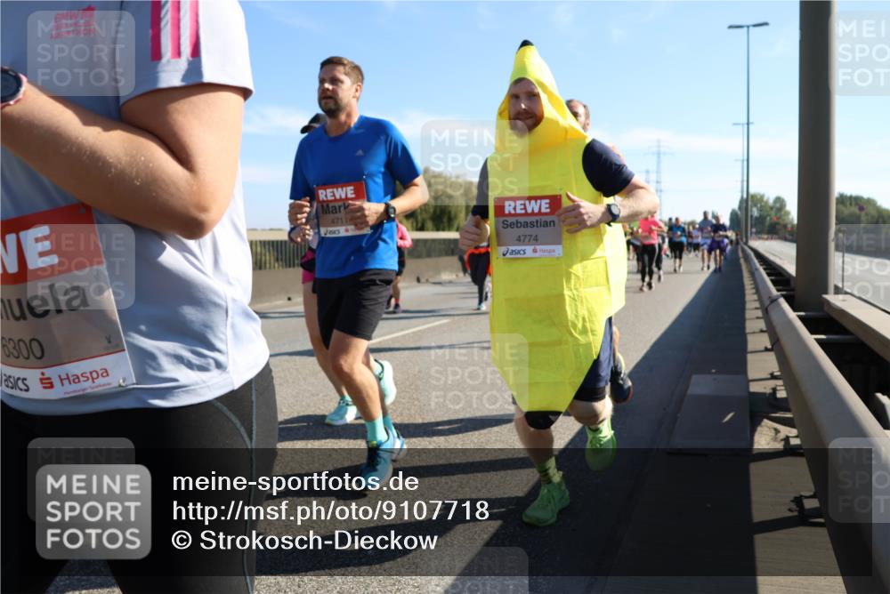 03.10.2025 - Köhlbrandbrückenlauf Strokosch-Dieckow http://msf.ph/oto/9107718 03.10.2025 12:20:39 Position 3 6300, 4711, 4774 meine-sportfotos.de