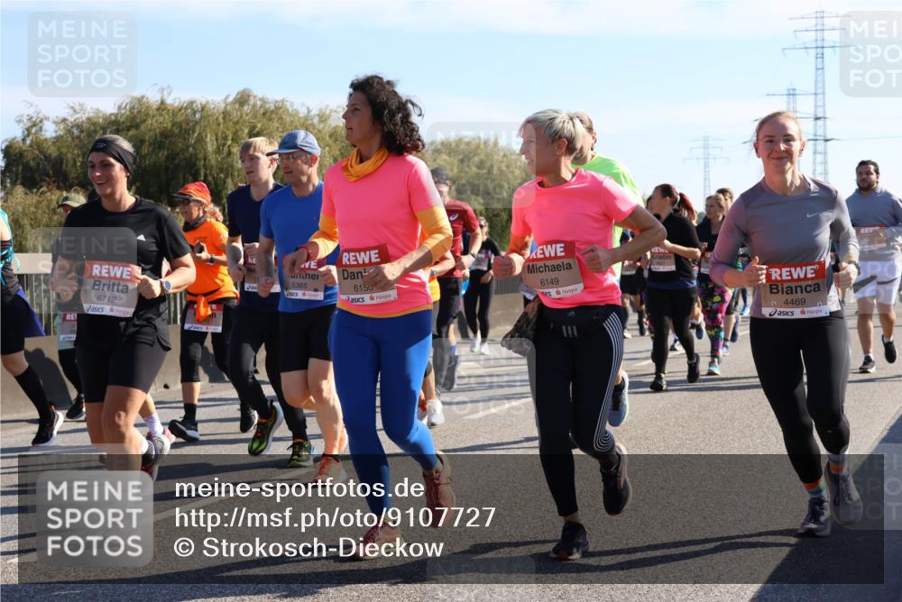 03.10.2025 - Köhlbrandbrückenlauf Strokosch-Dieckow http://msf.ph/oto/9107727 03.10.2025 12:20:42 Position 3 6712, 5385, 6150, 6149, 4469 meine-sportfotos.de