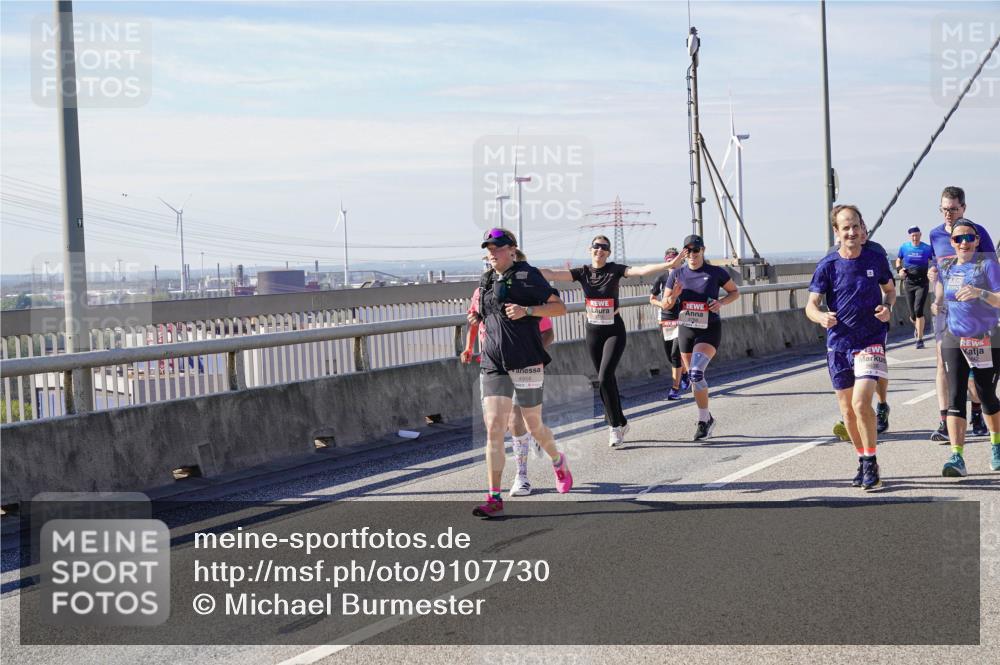 03.10.2025 - Köhlbrandbrückenlauf Michael Burmester http://msf.ph/oto/9107730 03.10.2025 12:50:56 Position 2  meine-sportfotos.de