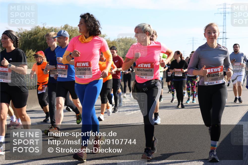 03.10.2025 - Köhlbrandbrückenlauf Strokosch-Dieckow http://msf.ph/oto/9107744 03.10.2025 12:20:42 Position 3 6712, 5386, 5385, 6150, 6149, 4469 meine-sportfotos.de