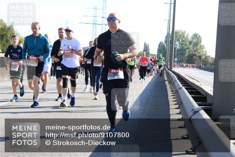 03.10.2025 - Köhlbrandbrückenlauf Strokosch-Dieckow http://msf.ph/oto/9107800 03.10.2025 12:20:49 Position 3 6119, 6790 meine-sportfotos.de