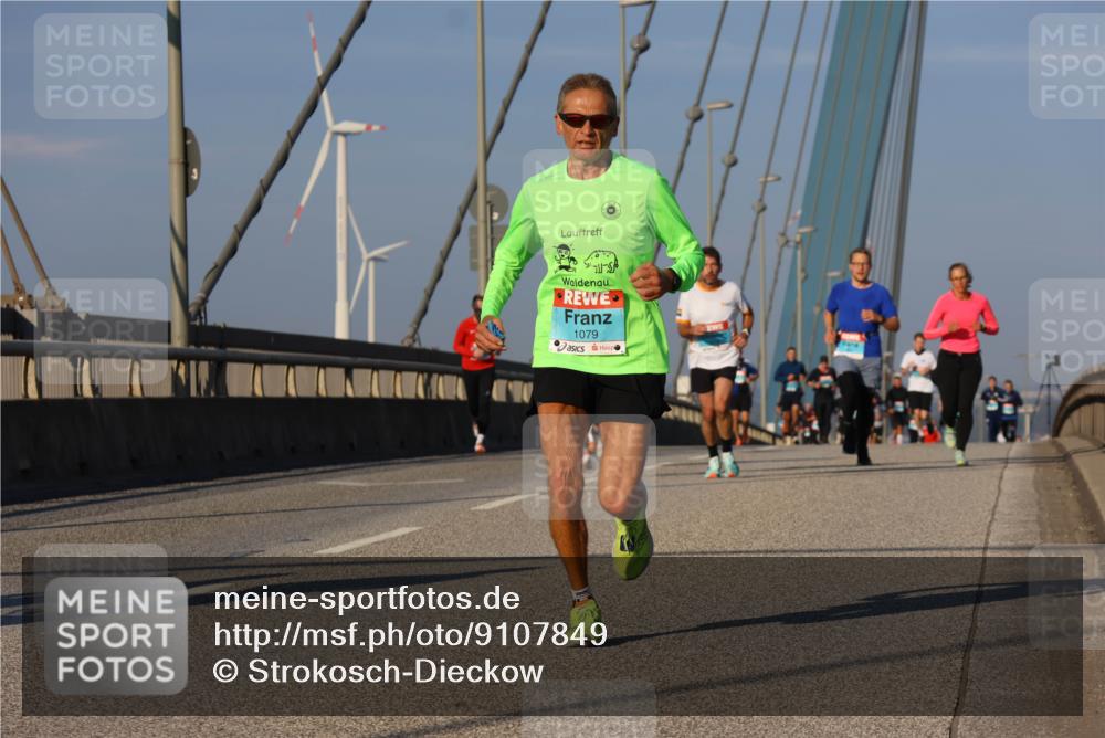 03.10.2025 - Köhlbrandbrückenlauf Strokosch-Dieckow http://msf.ph/oto/9107849 03.10.2025 09:37:46 Position 2 1079 meine-sportfotos.de