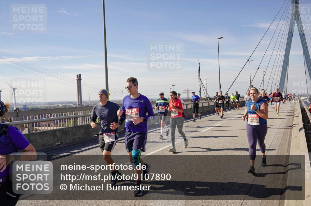 03.10.2025 - Köhlbrandbrückenlauf Michael Burmester http://msf.ph/oto/9107890 03.10.2025 12:51:00 Position 2 3 meine-sportfotos.de