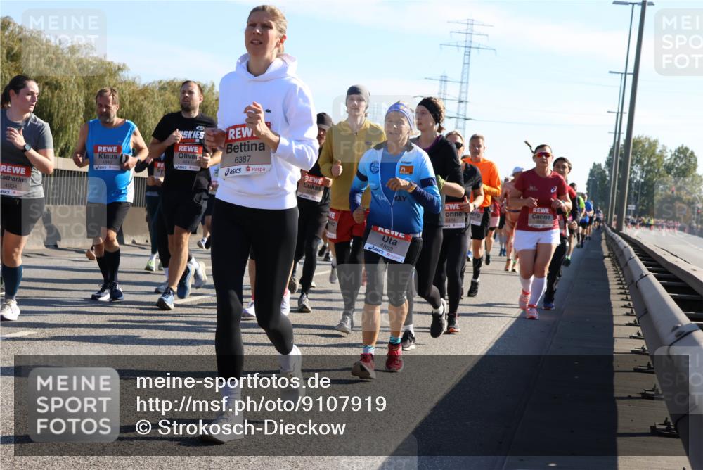 03.10.2025 - Köhlbrandbrückenlauf Strokosch-Dieckow http://msf.ph/oto/9107919 03.10.2025 12:21:05 Position 3 6387, 4841, 4840, 4934, 2, 4883, 6474 meine-sportfotos.de