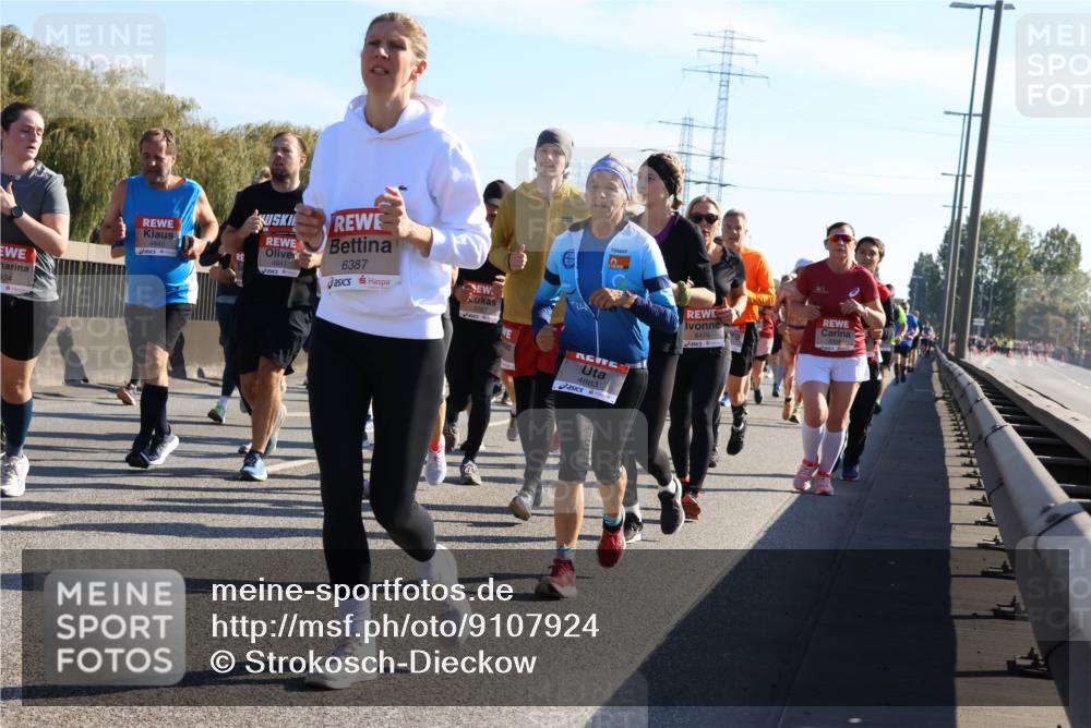 03.10.2025 - Köhlbrandbrückenlauf Strokosch-Dieckow http://msf.ph/oto/9107924 03.10.2025 12:21:05 Position 3 934, 4840, 6387, 2, 5087, 4883, 6474 meine-sportfotos.de