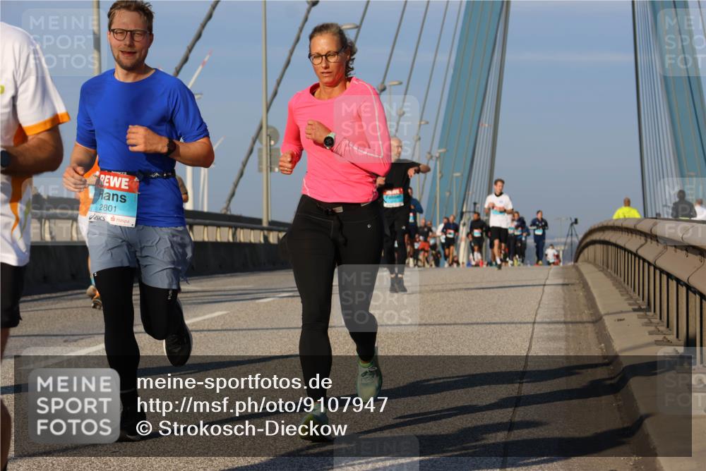 03.10.2025 - Köhlbrandbrückenlauf Strokosch-Dieckow http://msf.ph/oto/9107947 03.10.2025 09:37:55 Position 2 2801 meine-sportfotos.de