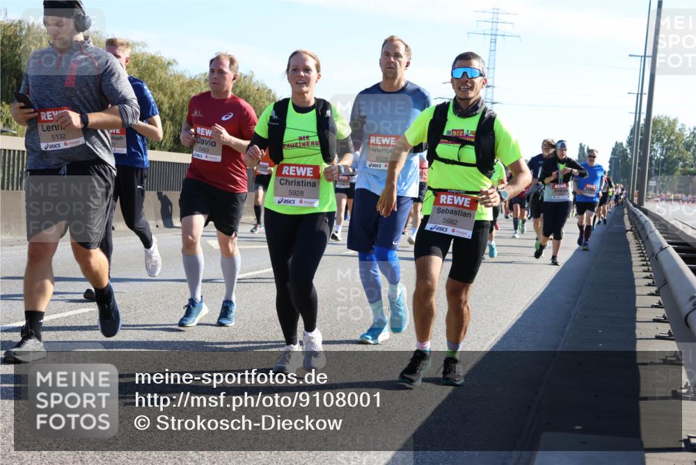 03.10.2025 - Köhlbrandbrückenlauf Strokosch-Dieckow http://msf.ph/oto/9108001 03.10.2025 12:21:13 Position 3 5132, 5483, 5928, 6028, 5982 meine-sportfotos.de