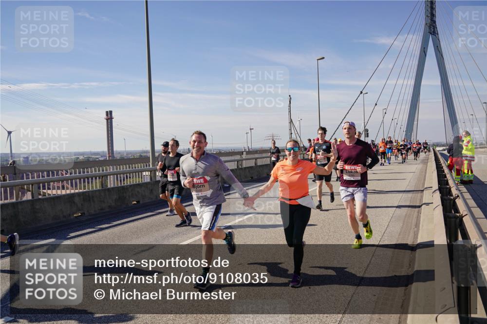 03.10.2025 - Köhlbrandbrückenlauf Michael Burmester http://msf.ph/oto/9108035 03.10.2025 12:51:05 Position 2 5032 meine-sportfotos.de