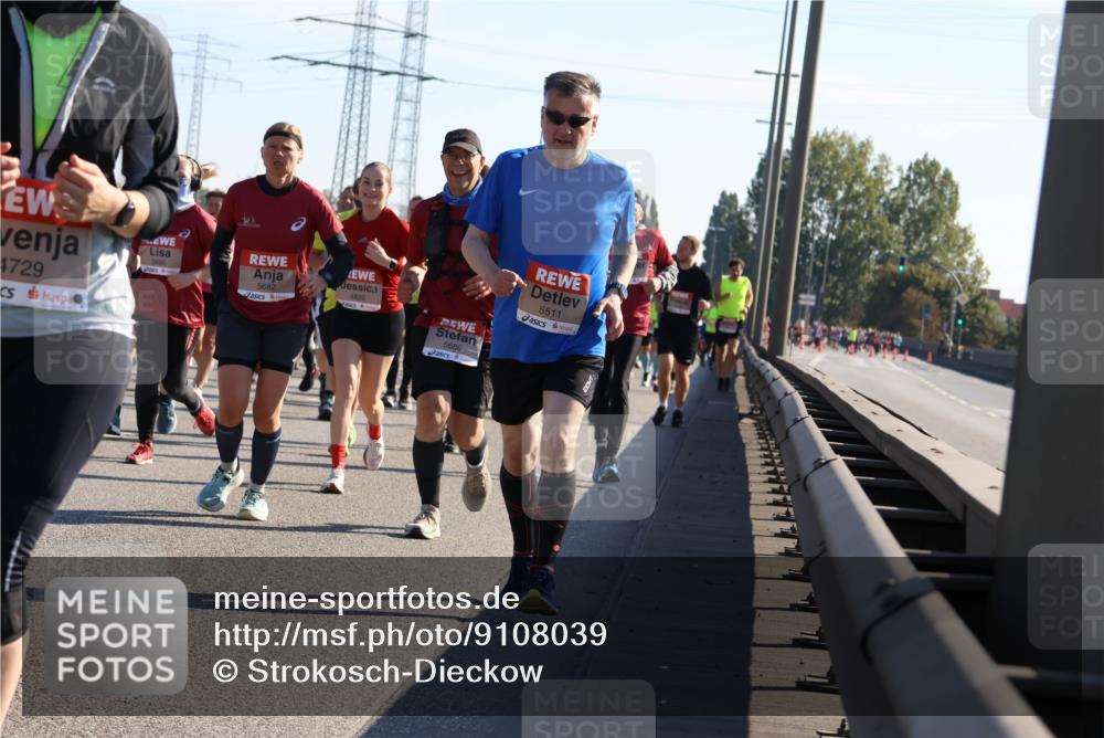 03.10.2025 - Köhlbrandbrückenlauf Strokosch-Dieckow http://msf.ph/oto/9108039 03.10.2025 12:21:18 Position 3 5682, 4729, 5685, 5686, 5511 meine-sportfotos.de