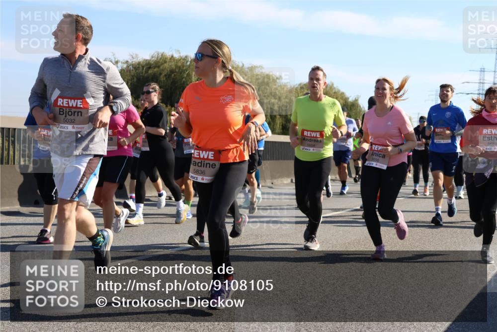 03.10.2025 - Köhlbrandbrückenlauf Strokosch-Dieckow http://msf.ph/oto/9108105 03.10.2025 12:21:26 Position 3 5032, 5836, 5658, 5656, 5683 meine-sportfotos.de