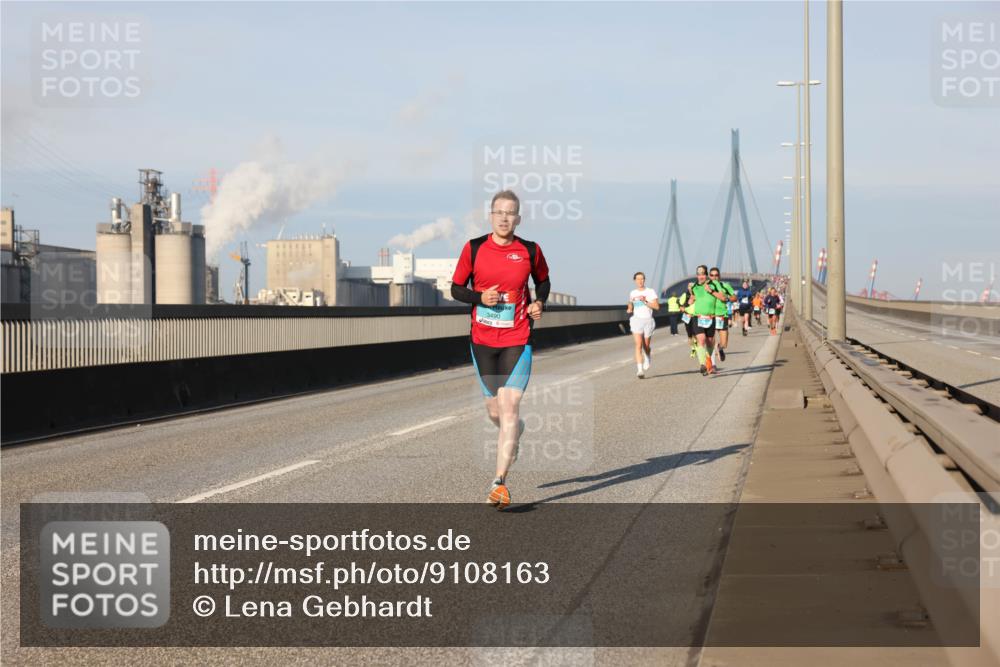 03.10.2025 - Köhlbrandbrückenlauf Lena Gebhardt http://msf.ph/oto/9108163 03.10.2025 09:40:48 Position 2 3490 meine-sportfotos.de