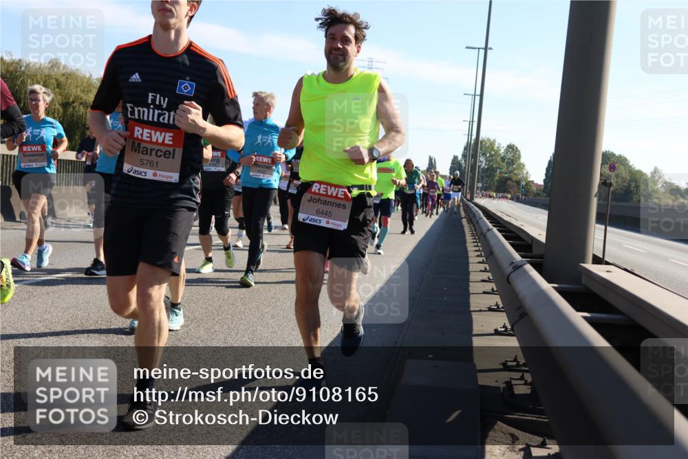 03.10.2025 - Köhlbrandbrückenlauf Strokosch-Dieckow http://msf.ph/oto/9108165 03.10.2025 12:21:33 Position 3 6541, 5761, 6445 meine-sportfotos.de