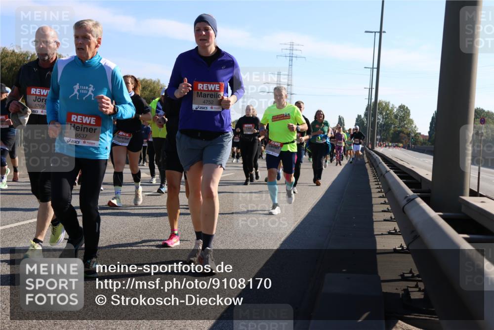 03.10.2025 - Köhlbrandbrückenlauf Strokosch-Dieckow http://msf.ph/oto/9108170 03.10.2025 12:21:34 Position 3 5709, 6537, 4752 meine-sportfotos.de