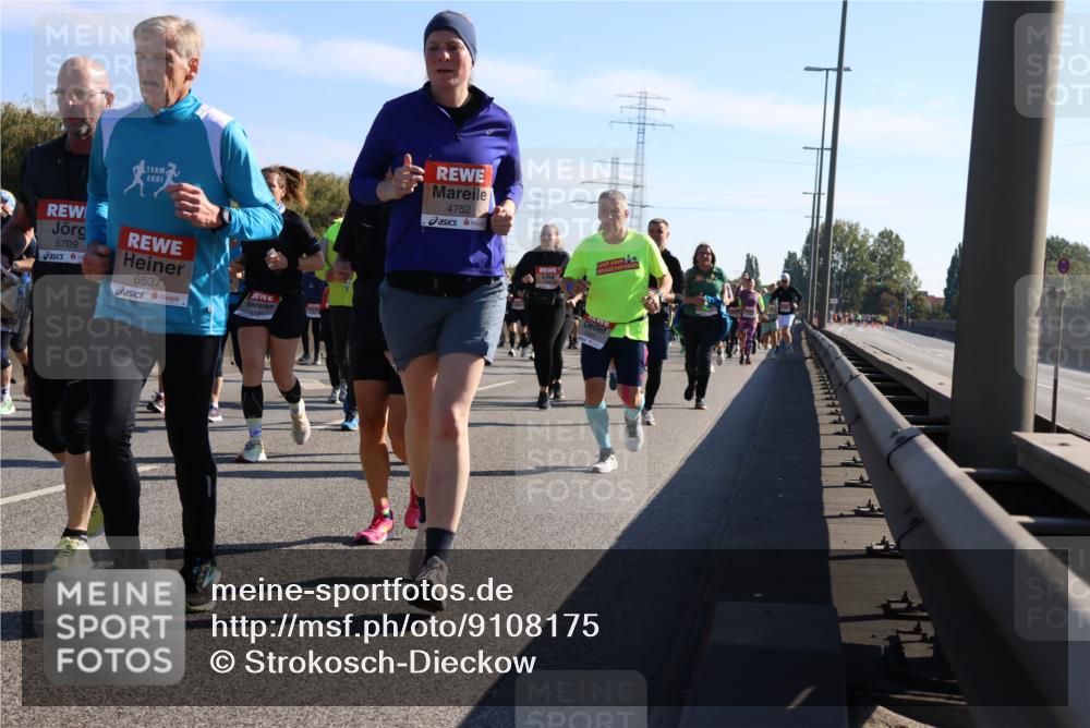 03.10.2025 - Köhlbrandbrückenlauf Strokosch-Dieckow http://msf.ph/oto/9108175 03.10.2025 12:21:34 Position 3 5709, 6537, 4752 meine-sportfotos.de
