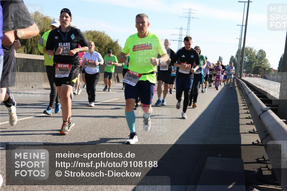 03.10.2025 - Köhlbrandbrückenlauf Strokosch-Dieckow http://msf.ph/oto/9108188 03.10.2025 12:21:36 Position 3 6126, 5933 meine-sportfotos.de