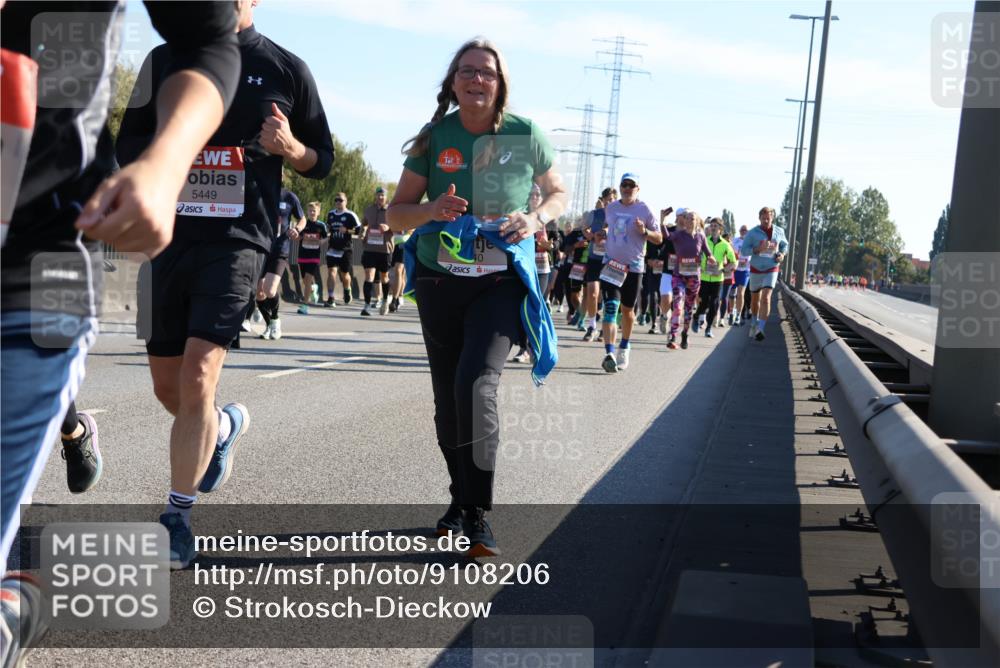 03.10.2025 - Köhlbrandbrückenlauf Strokosch-Dieckow http://msf.ph/oto/9108206 03.10.2025 12:21:39 Position 3 5449 meine-sportfotos.de