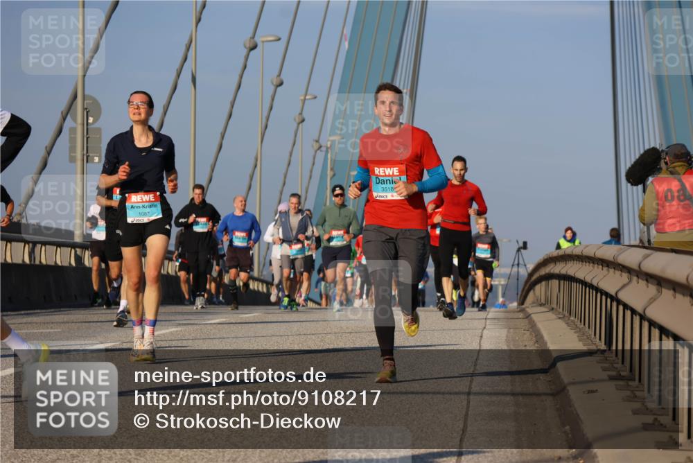 03.10.2025 - Köhlbrandbrückenlauf Strokosch-Dieckow http://msf.ph/oto/9108217 03.10.2025 09:38:30 Position 2 1087, 3518, 08 meine-sportfotos.de