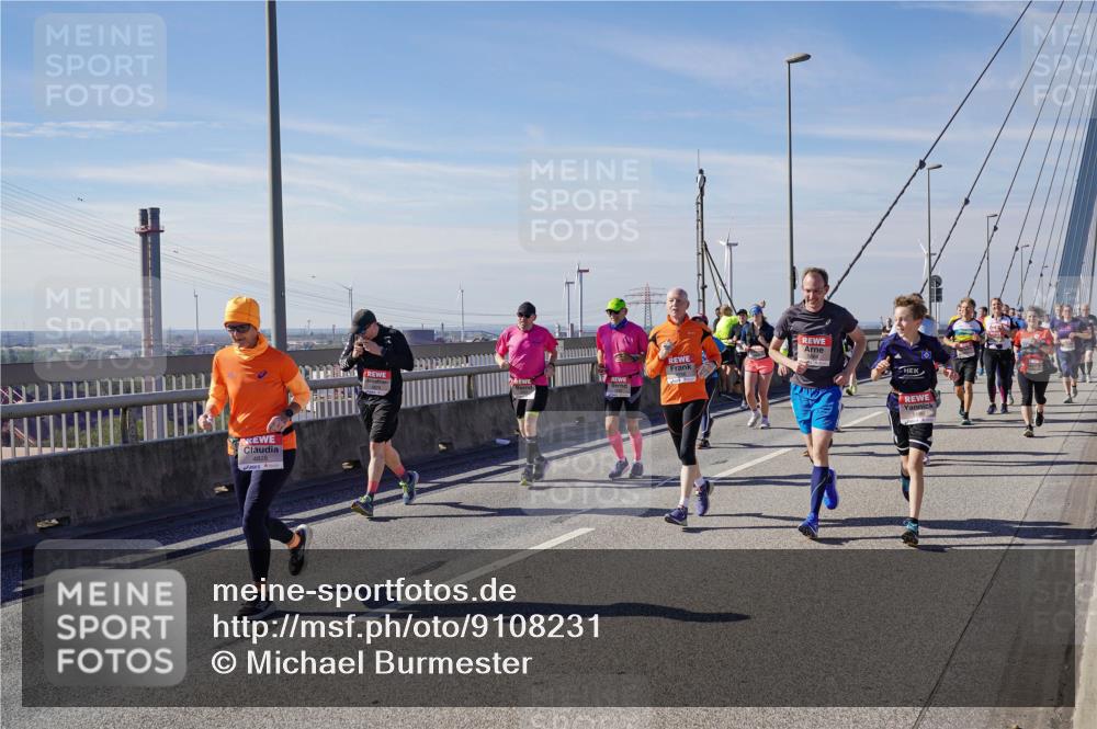 03.10.2025 - Köhlbrandbrückenlauf Michael Burmester http://msf.ph/oto/9108231 03.10.2025 12:51:11 Position 2  meine-sportfotos.de