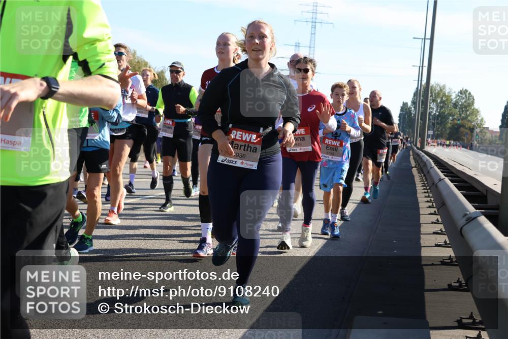 03.10.2025 - Köhlbrandbrückenlauf Strokosch-Dieckow http://msf.ph/oto/9108240 03.10.2025 12:21:48 Position 3 936, 949, 4745 meine-sportfotos.de