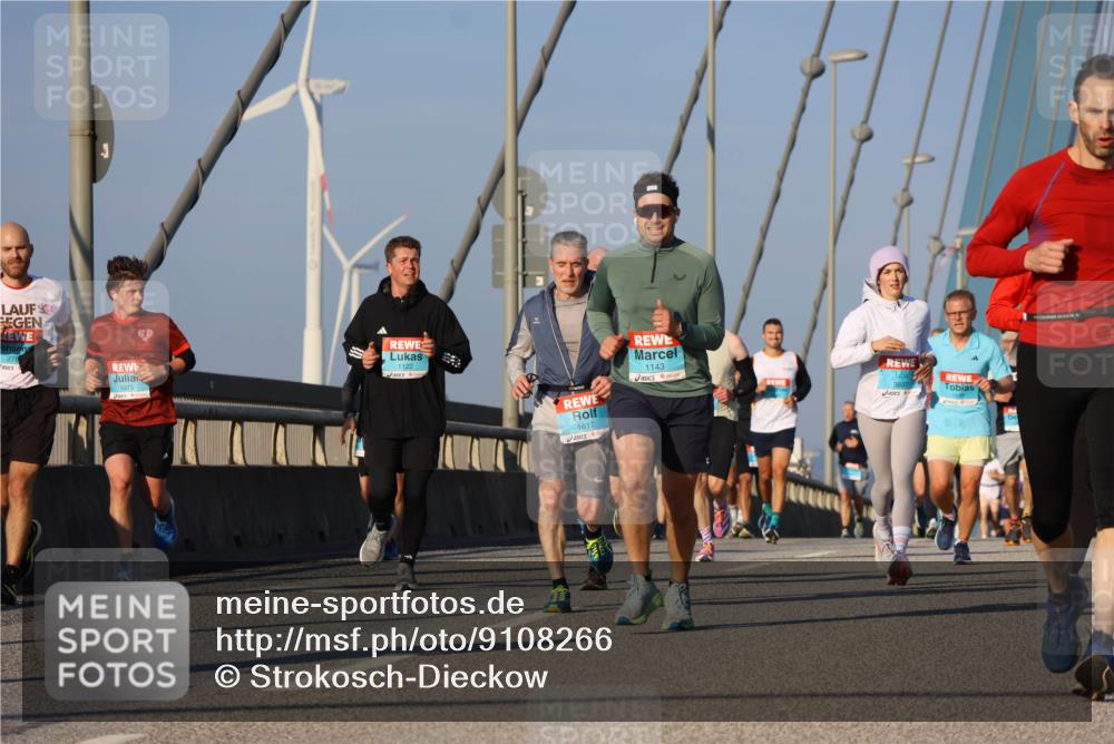 03.10.2025 - Köhlbrandbrückenlauf Strokosch-Dieckow http://msf.ph/oto/9108266 03.10.2025 09:38:37 Position 2 278, 1075, 1122, 1617, 1143, 38374 meine-sportfotos.de