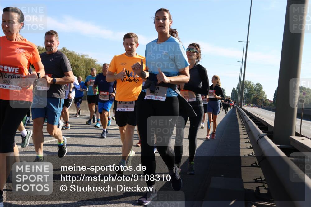 03.10.2025 - Köhlbrandbrückenlauf Strokosch-Dieckow http://msf.ph/oto/9108310 03.10.2025 12:21:56 Position 3 5209, 5501, 6710, 4027, 6757 meine-sportfotos.de