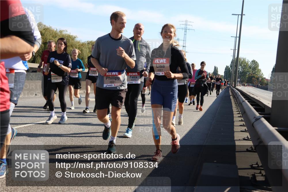 03.10.2025 - Köhlbrandbrückenlauf Strokosch-Dieckow http://msf.ph/oto/9108334 03.10.2025 12:21:58 Position 3 6436, 4631, 6375, 4661 meine-sportfotos.de