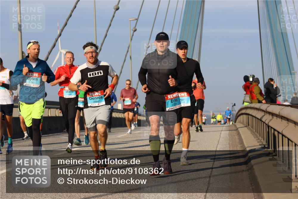 03.10.2025 - Köhlbrandbrückenlauf Strokosch-Dieckow http://msf.ph/oto/9108362 03.10.2025 09:38:50 Position 2 1185, 3358, 2880, 2709, 749 meine-sportfotos.de
