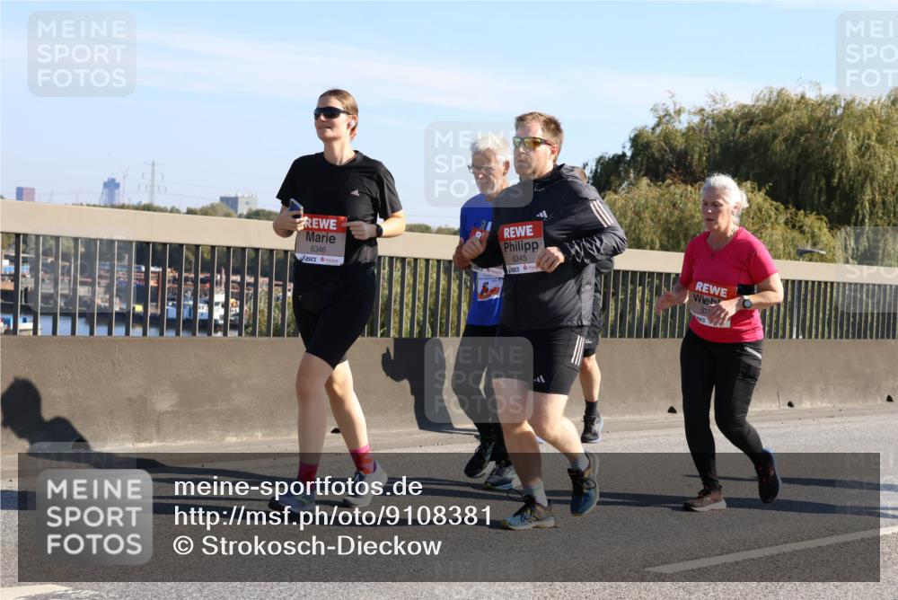 03.10.2025 - Köhlbrandbrückenlauf Strokosch-Dieckow http://msf.ph/oto/9108381 03.10.2025 12:22:06 Position 3 6346, 6345, 507 meine-sportfotos.de