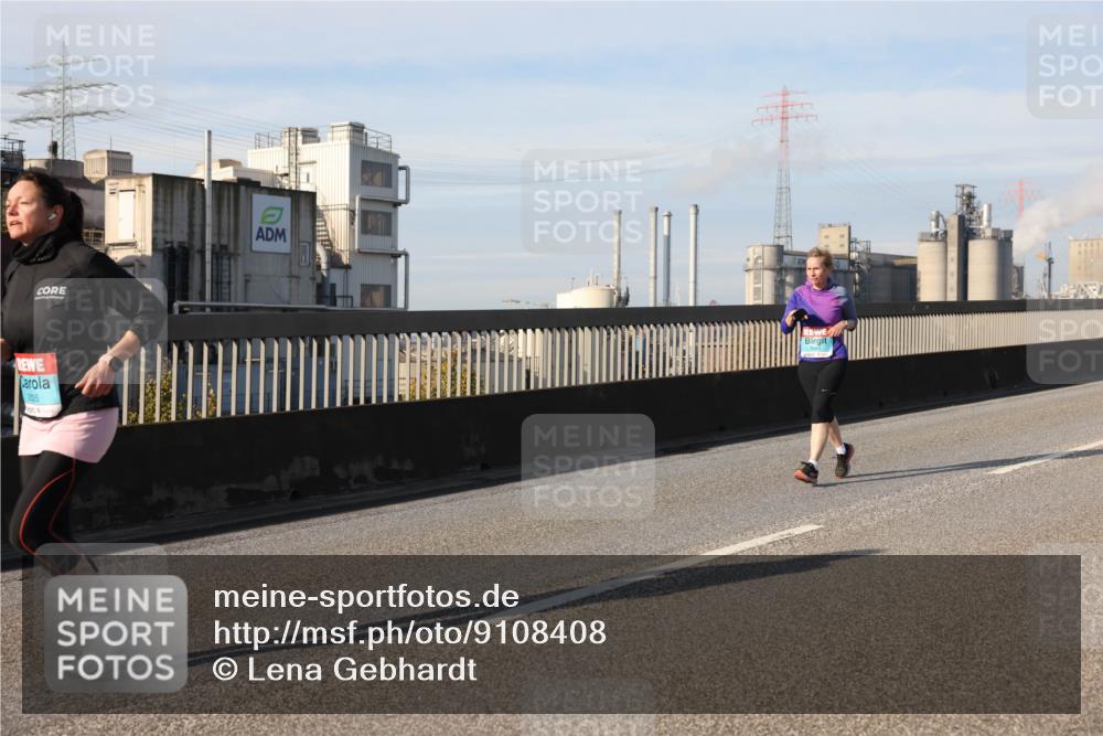 03.10.2025 - Köhlbrandbrückenlauf Lena Gebhardt http://msf.ph/oto/9108408 03.10.2025 10:14:00 Position 2  meine-sportfotos.de