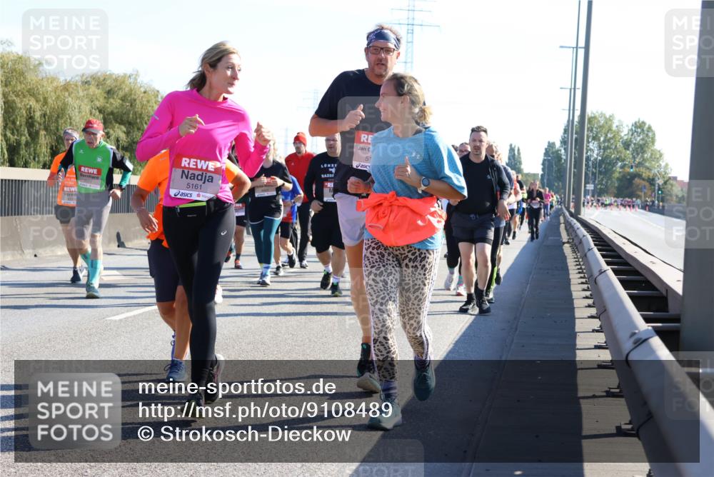 03.10.2025 - Köhlbrandbrückenlauf Strokosch-Dieckow http://msf.ph/oto/9108489 03.10.2025 12:22:21 Position 3 04354, 5161, 51 meine-sportfotos.de