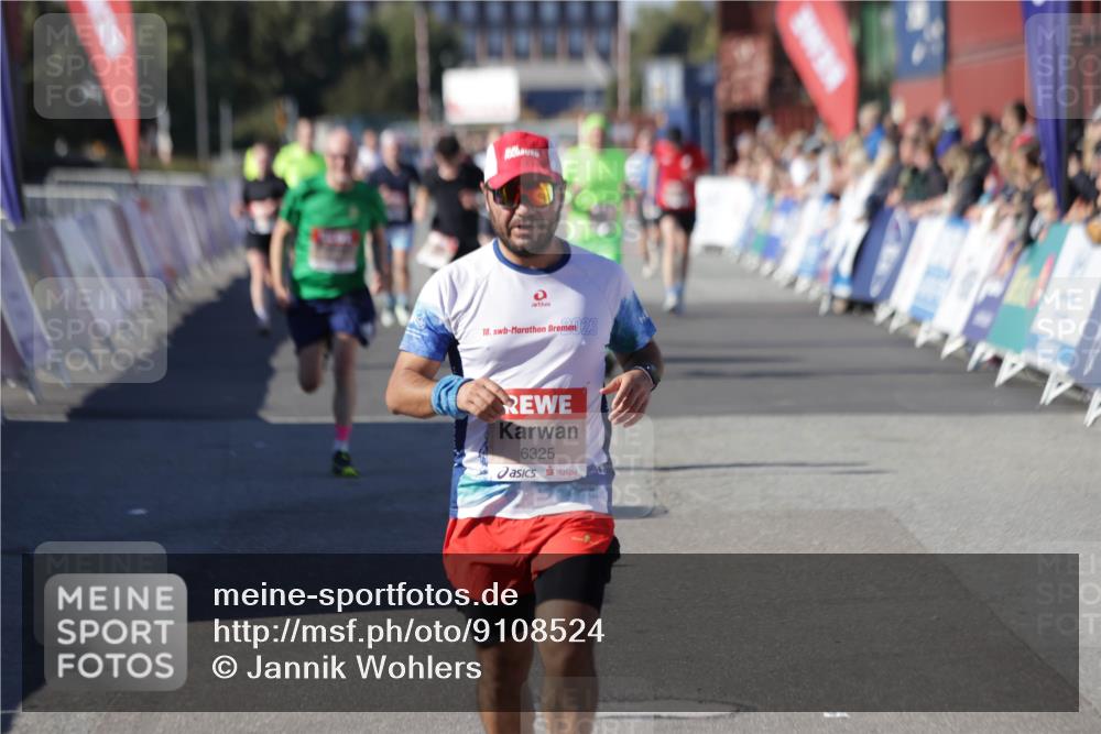 03.10.2025 - Köhlbrandbrückenlauf Jannik Wohlers http://msf.ph/oto/9108524 03.10.2025 12:59:31 Ziel 4108, 4119, 4475, 4940, 6060, 6325, 6666 meine-sportfotos.de