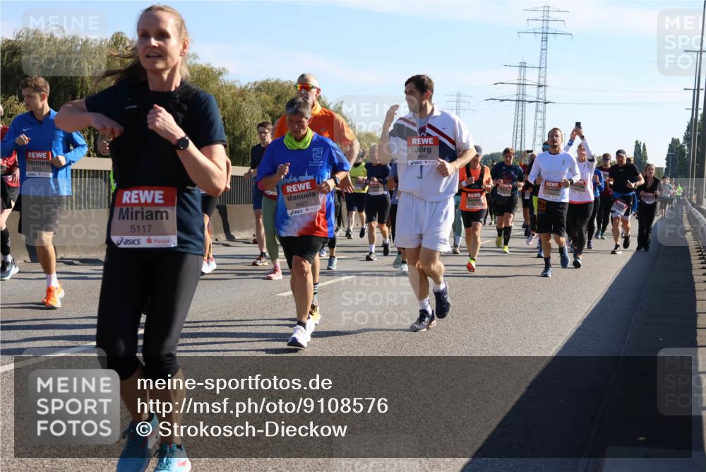 03.10.2025 - Köhlbrandbrückenlauf Strokosch-Dieckow http://msf.ph/oto/9108576 03.10.2025 12:22:28 Position 3 5072, 5117, 5427, 6602 meine-sportfotos.de