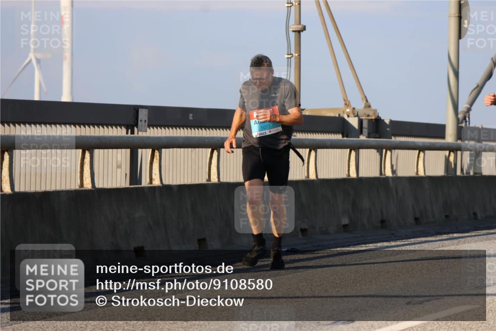 03.10.2025 - Köhlbrandbrückenlauf Strokosch-Dieckow http://msf.ph/oto/9108580 03.10.2025 09:39:13 Position 2 1077 meine-sportfotos.de