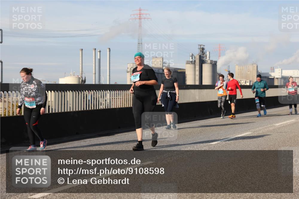 03.10.2025 - Köhlbrandbrückenlauf Lena Gebhardt http://msf.ph/oto/9108598 03.10.2025 10:14:10 Position 2 2289 meine-sportfotos.de