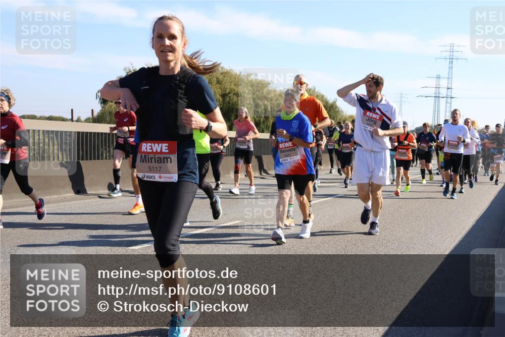 03.10.2025 - Köhlbrandbrückenlauf Strokosch-Dieckow http://msf.ph/oto/9108601 03.10.2025 12:22:29 Position 3 5117, 5427 meine-sportfotos.de