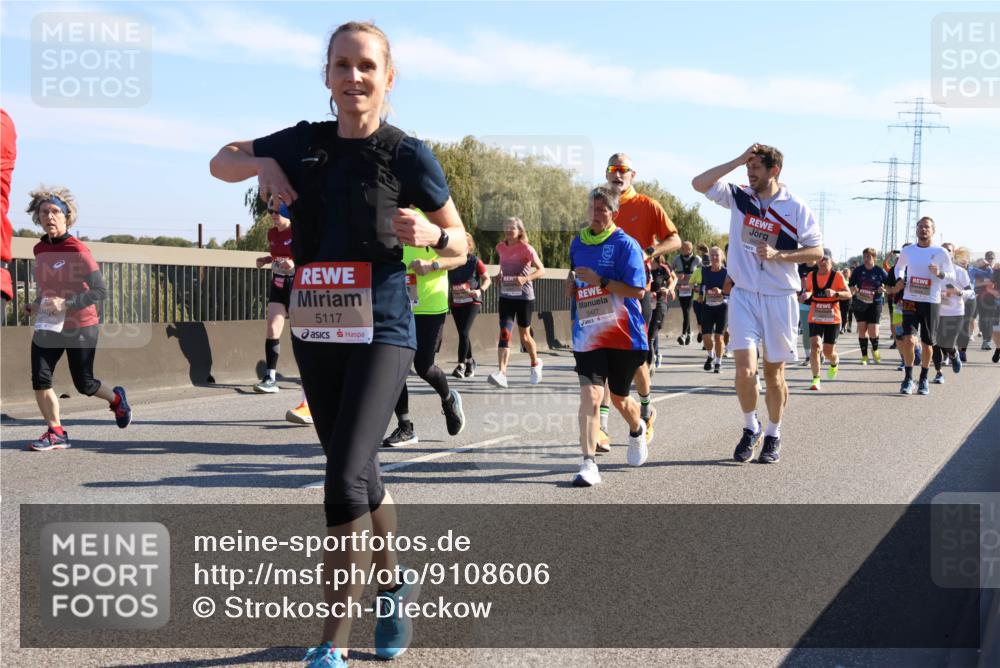 03.10.2025 - Köhlbrandbrückenlauf Strokosch-Dieckow http://msf.ph/oto/9108606 03.10.2025 12:22:29 Position 3 5117, 5427 meine-sportfotos.de