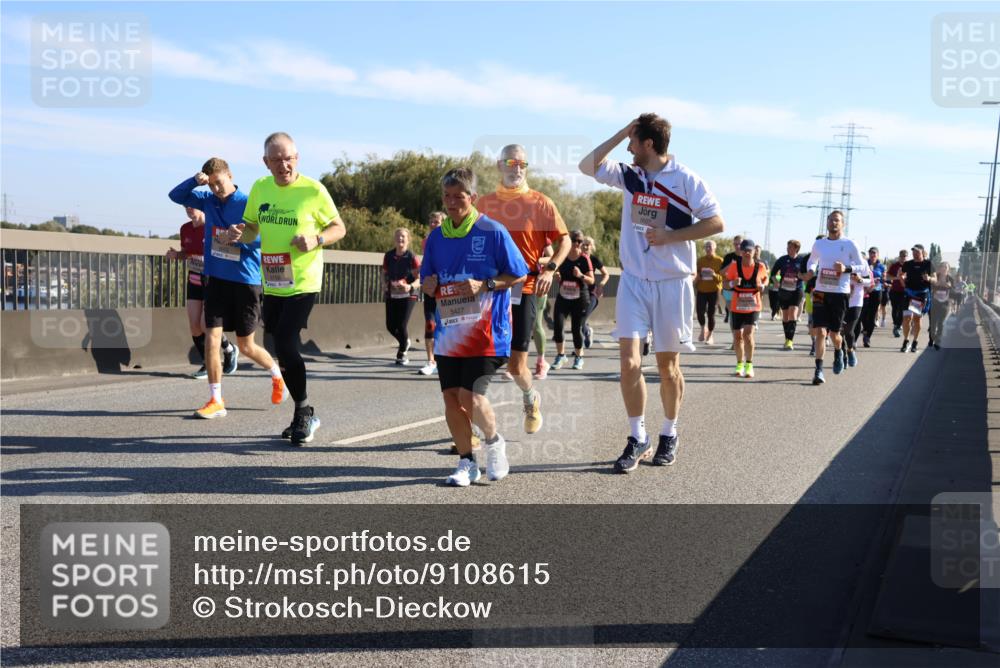 03.10.2025 - Köhlbrandbrückenlauf Strokosch-Dieckow http://msf.ph/oto/9108615 03.10.2025 12:22:29 Position 3 5427 meine-sportfotos.de