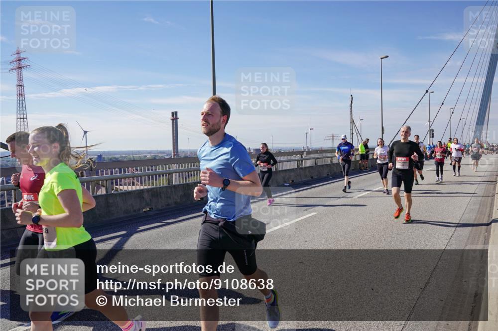 03.10.2025 - Köhlbrandbrückenlauf Michael Burmester http://msf.ph/oto/9108638 03.10.2025 12:51:25 Position 2  meine-sportfotos.de