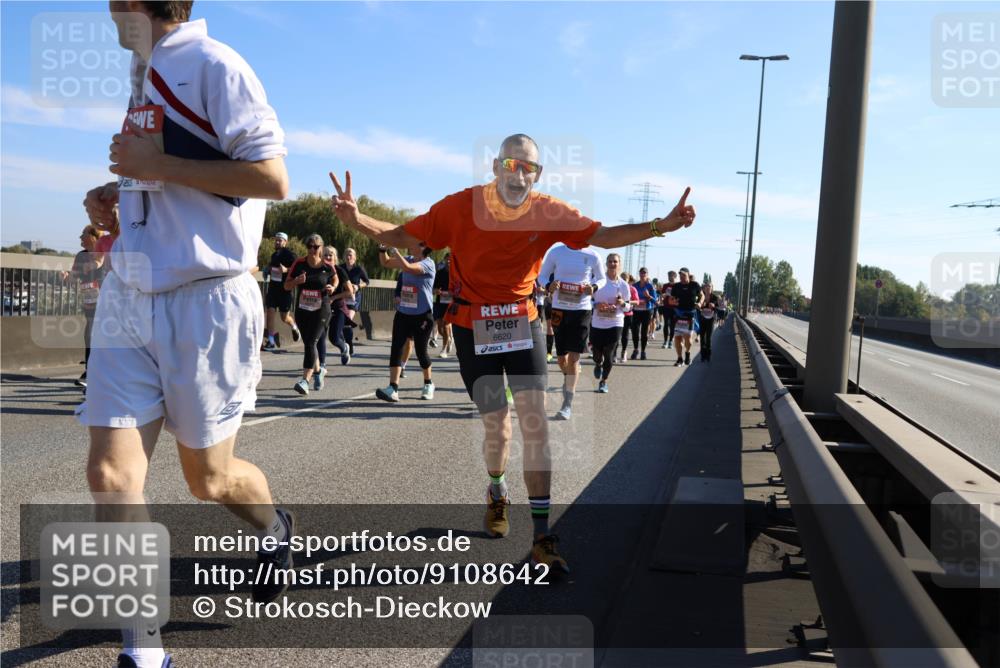 03.10.2025 - Köhlbrandbrückenlauf Strokosch-Dieckow http://msf.ph/oto/9108642 03.10.2025 12:22:31 Position 3 6620 meine-sportfotos.de