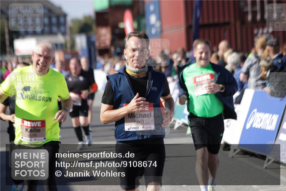 03.10.2025 - Köhlbrandbrückenlauf Jannik Wohlers http://msf.ph/oto/9108674 03.10.2025 13:29:28 Ziel 5340, 5344, 5366, 5470, 5514, 5601, 6063, 6118, 6156, 6309, 6334, 6335, 6336, 6351, 6387, 6539, 6543, 6554, 6555 meine-sportfotos.de