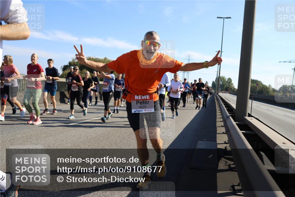 03.10.2025 - Köhlbrandbrückenlauf Strokosch-Dieckow http://msf.ph/oto/9108677 03.10.2025 12:22:32 Position 3 6620 meine-sportfotos.de