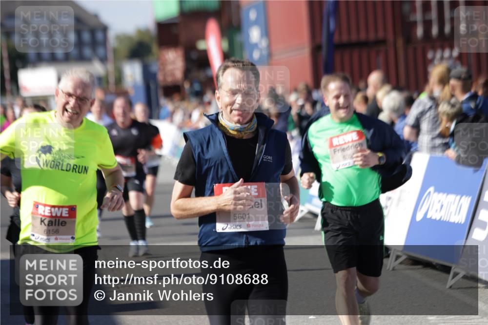 03.10.2025 - Köhlbrandbrückenlauf Jannik Wohlers http://msf.ph/oto/9108688 03.10.2025 13:29:28 Ziel 5340, 5344, 5366, 5470, 5514, 5601, 6063, 6118, 6156, 6309, 6334, 6335, 6336, 6351, 6387, 6539, 6543, 6554, 6555 meine-sportfotos.de