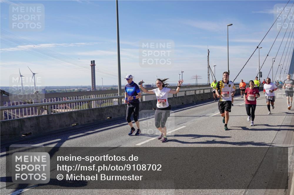 03.10.2025 - Köhlbrandbrückenlauf Michael Burmester http://msf.ph/oto/9108702 03.10.2025 12:51:27 Position 2  meine-sportfotos.de
