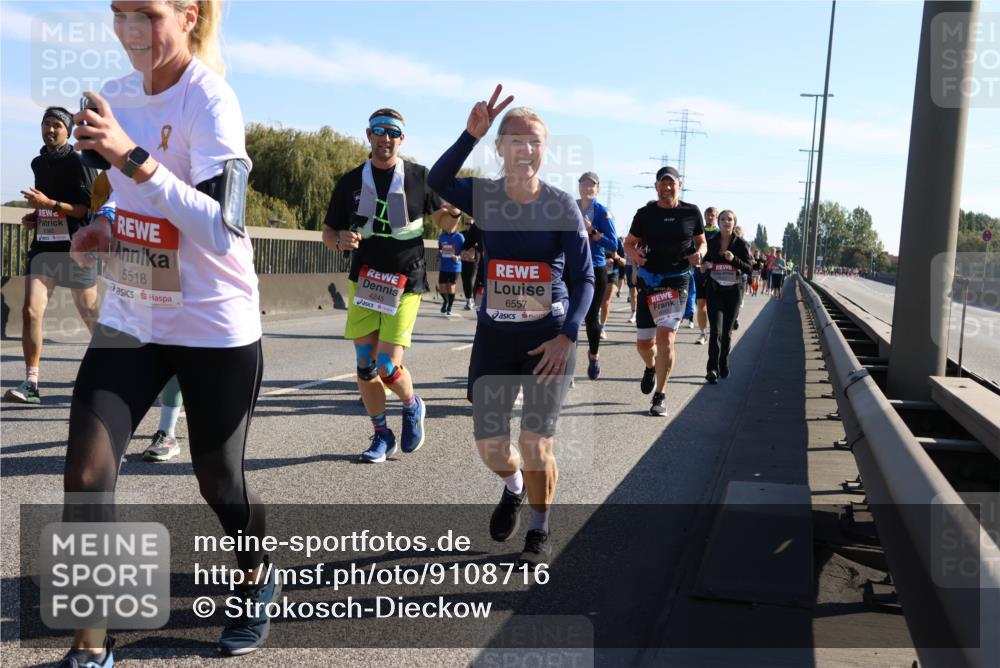 03.10.2025 - Köhlbrandbrückenlauf Strokosch-Dieckow http://msf.ph/oto/9108716 03.10.2025 12:22:35 Position 3 5518, 4245, 6557 meine-sportfotos.de