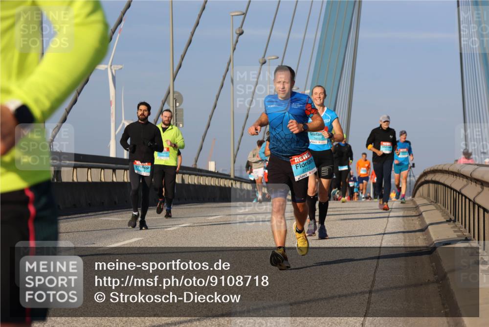 03.10.2025 - Köhlbrandbrückenlauf Strokosch-Dieckow http://msf.ph/oto/9108718 03.10.2025 09:39:30 Position 2 3458, 2712 meine-sportfotos.de