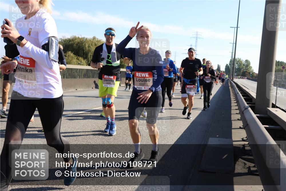 03.10.2025 - Köhlbrandbrückenlauf Strokosch-Dieckow http://msf.ph/oto/9108721 03.10.2025 12:22:35 Position 3 5518, 4245, 6557 meine-sportfotos.de