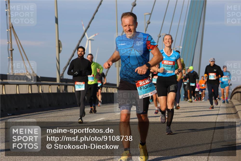 03.10.2025 - Köhlbrandbrückenlauf Strokosch-Dieckow http://msf.ph/oto/9108738 03.10.2025 09:39:31 Position 2 122, 2712, 3458, 27 meine-sportfotos.de